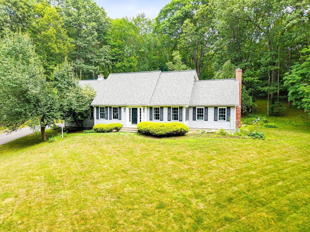 25 Lakeshore Dr