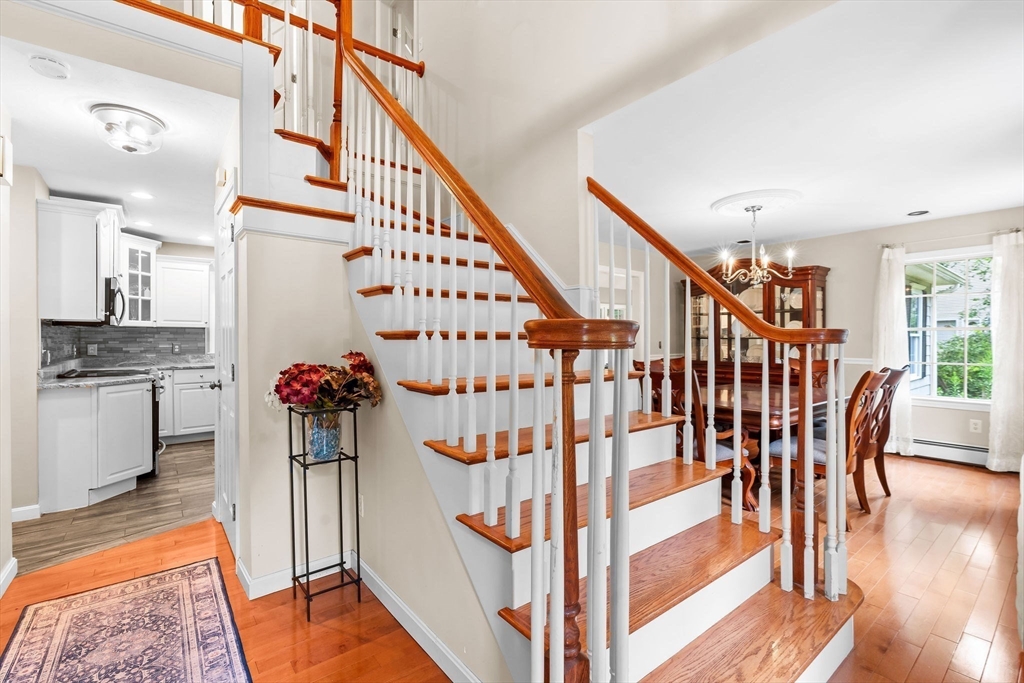 25 Lakeshore Dr