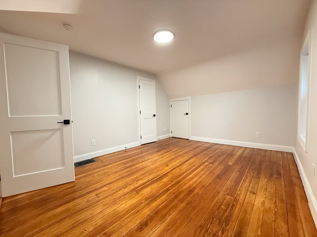 16 Willow Ave #3, Somerville, MA Photo #3