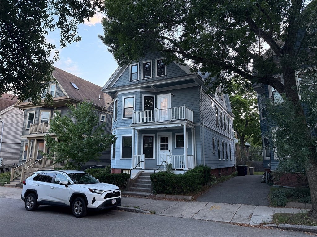 16 Willow Ave #3, Somerville, MA Photo #8