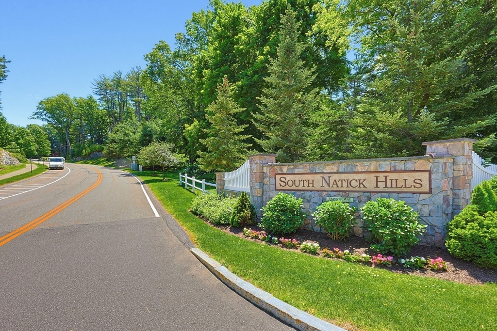 15 Morgan Dr 205