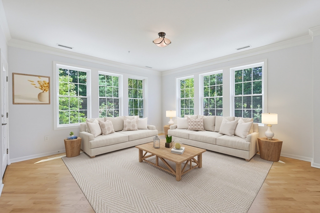 15 Morgan Dr 205