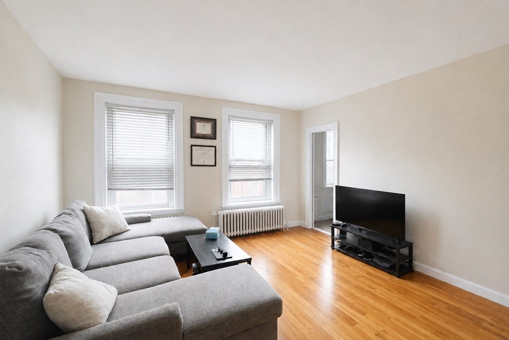 217 Newbury Street #4, Boston, MA Photo #1