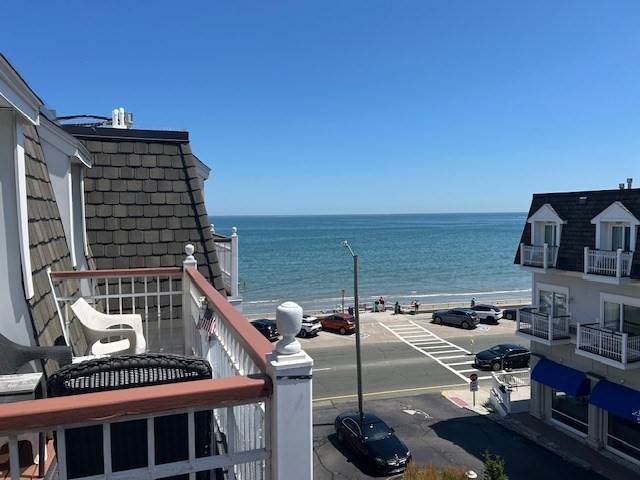 45 Hull Shore Dr 303