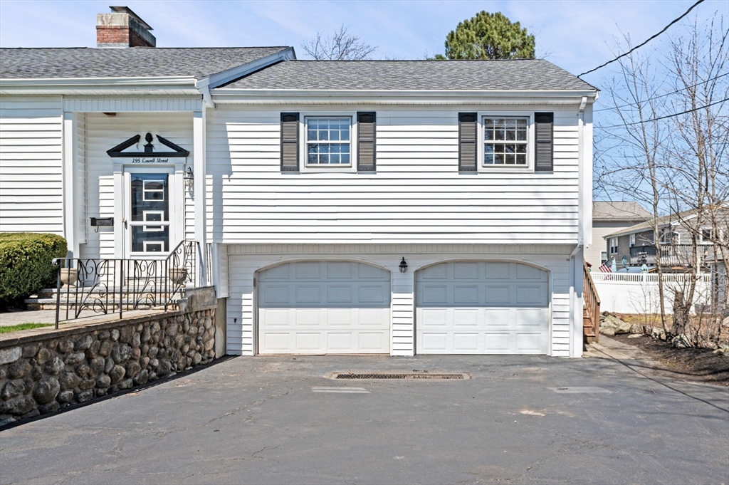 295 Lowell St
