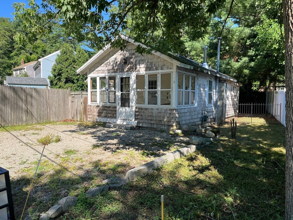16 West St, Hanson, MA, 16 West St, Hanson, MA Photo #1