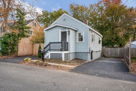Photo of 132 Vernon Street, Tewksbury, MA 01876 (MLS # 73594598)