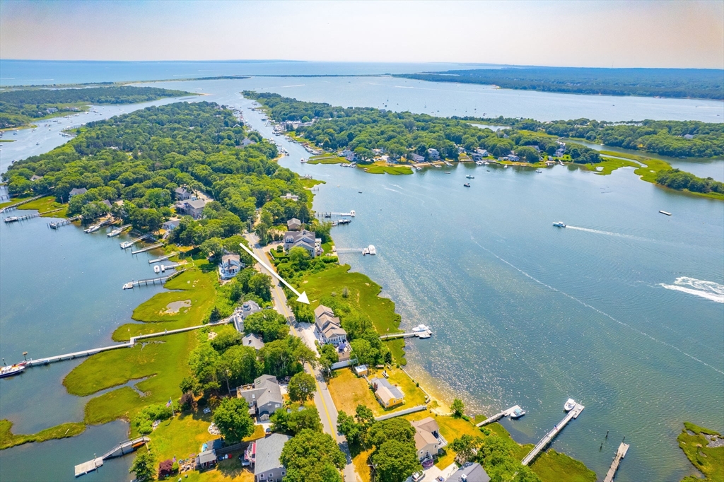 265 Monomoscoy Road