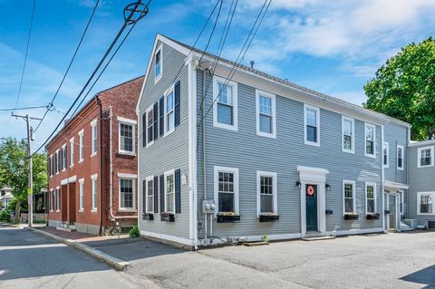 11 Williams St 2 Salem MA 01970