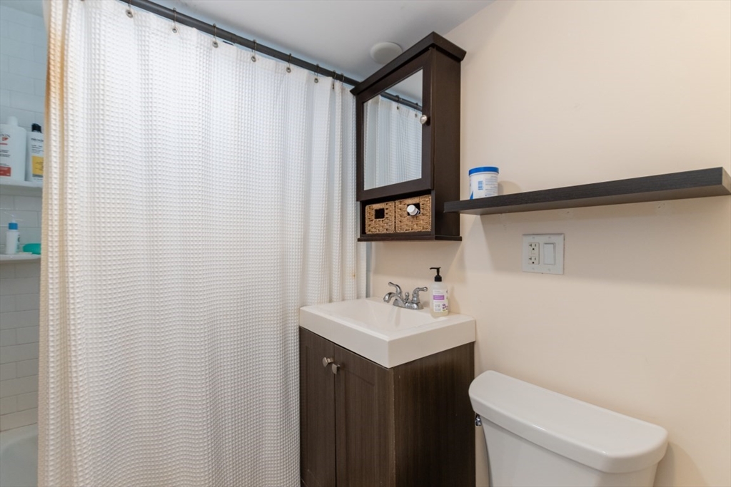 373-375 Broadway #2B, Cambridge, MA, 373-375 Broadway #2B, Cambridge, MA Photo #9
