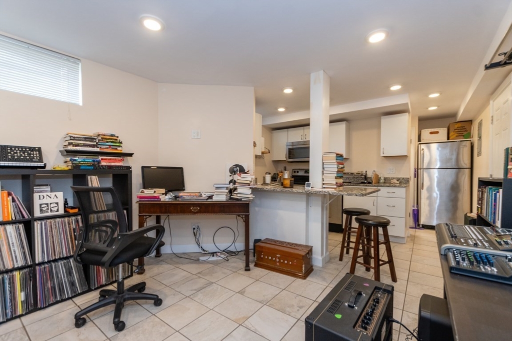 373-375 Broadway #2B, Cambridge, MA, 373-375 Broadway #2B, Cambridge, MA Photo #1