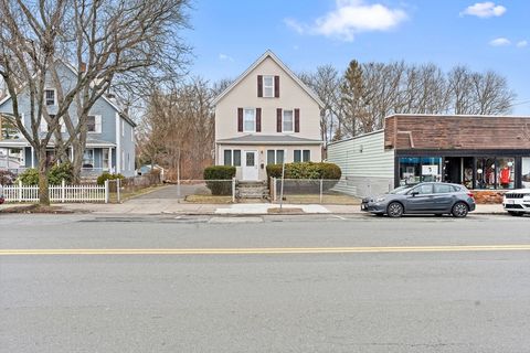 103 Lynn St Peabody MA 01960