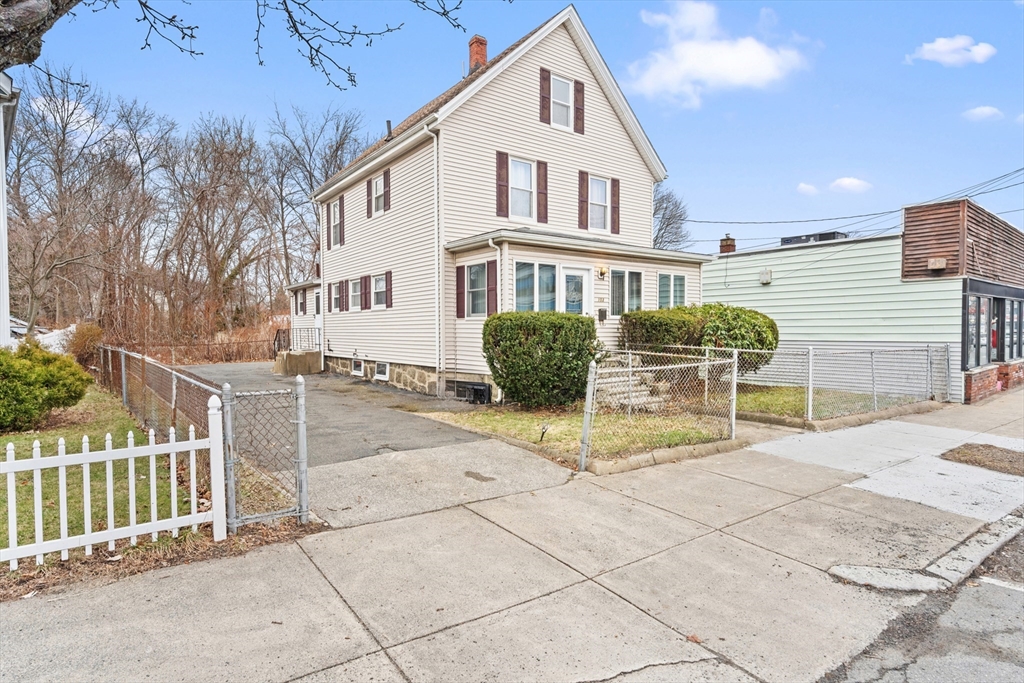103 Lynn St