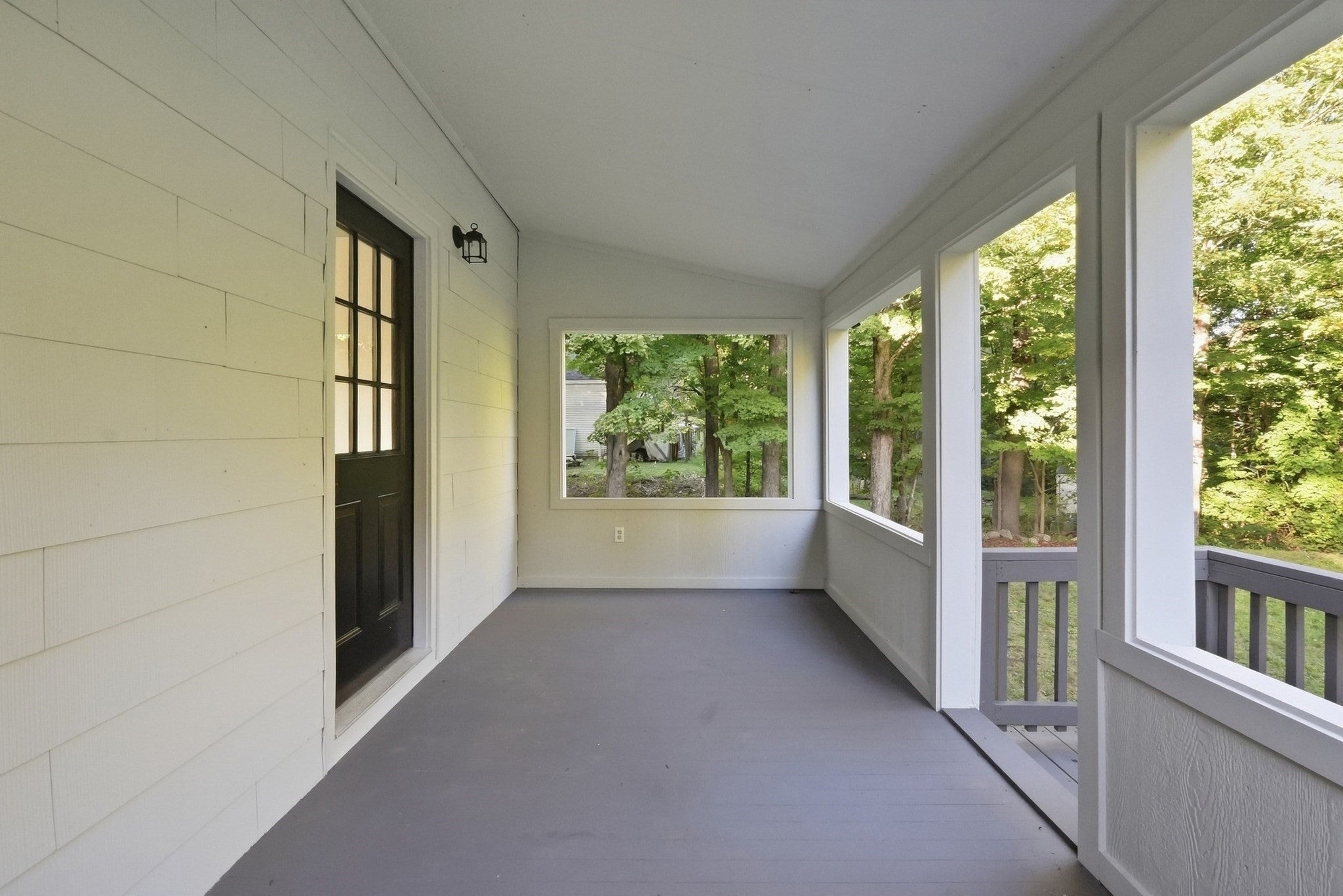 384 Mill St