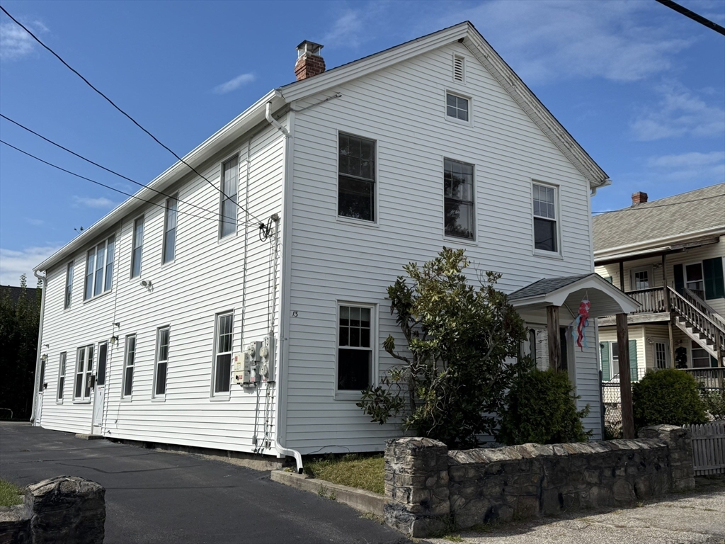 13 Oxford Ave
