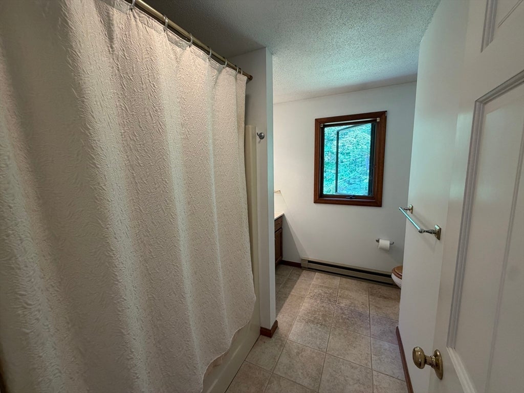 5 Meadow Oak Ln #B, Deerfield, MA, 5 Meadow Oak Ln #B, Deerfield, MA Photo #16