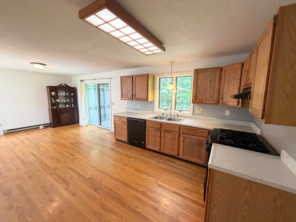 5 Meadow Oak Ln #B, Deerfield, MA, 5 Meadow Oak Ln #B, Deerfield, MA Photo #10