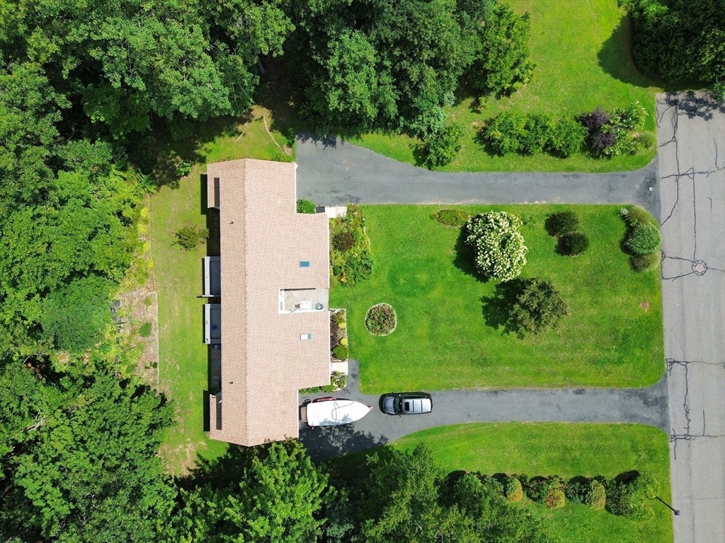 5 Meadow Oak Ln #B, Deerfield, MA, 5 Meadow Oak Ln #B, Deerfield, MA Photo #24