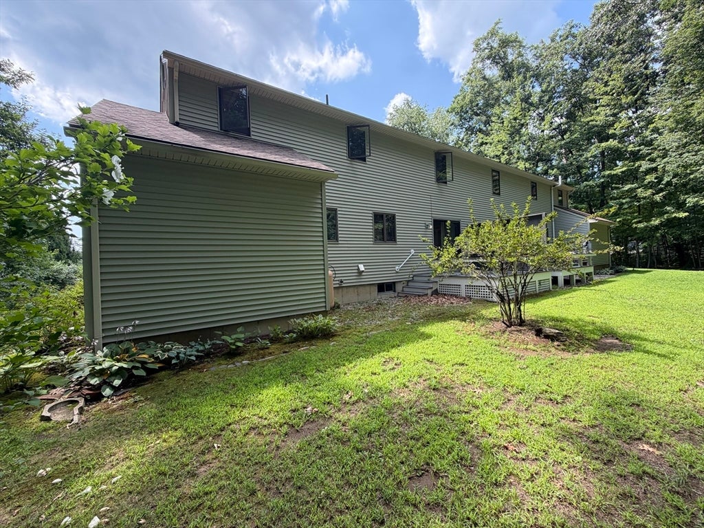 5 Meadow Oak Ln B