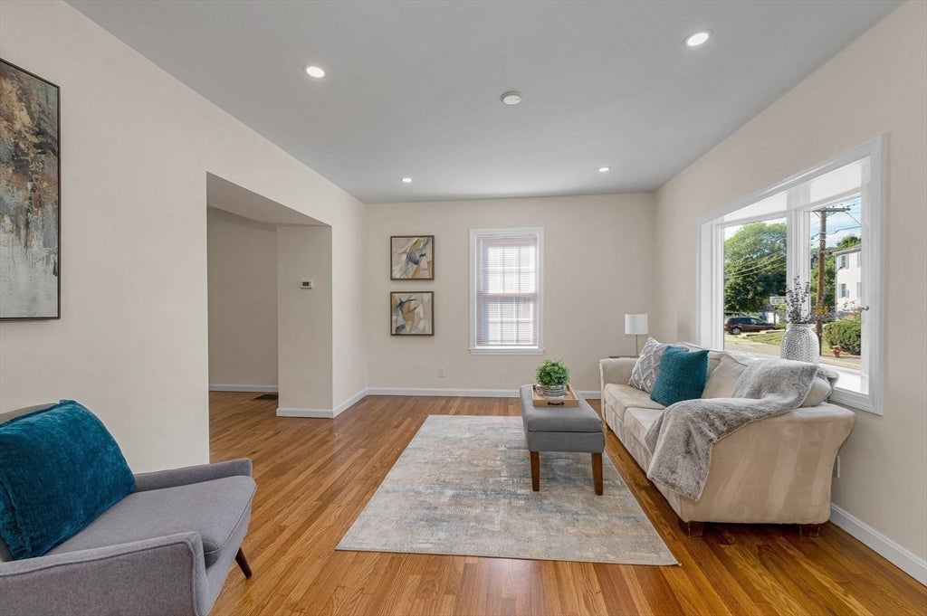 19 Butler Ave, Wakefield, MA, 19 Butler Ave, Wakefield, MA Photo #28
