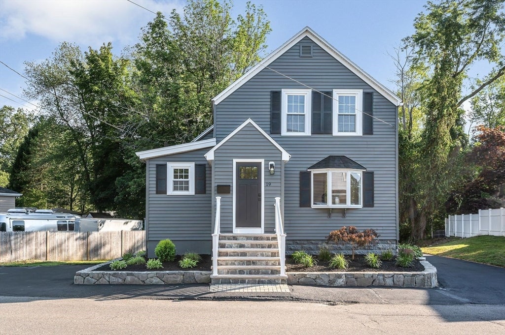 19 Butler Ave, Wakefield, MA, 19 Butler Ave, Wakefield, MA Photo #2