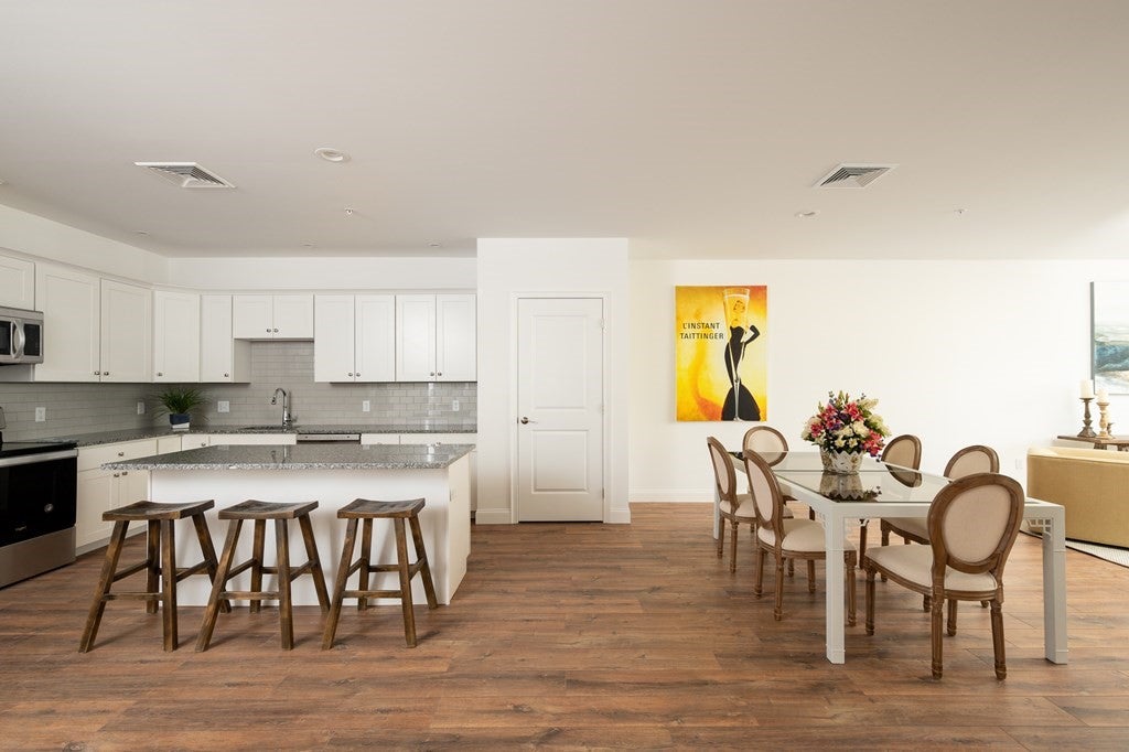 390 Chief Justice Cushing Hwy #209, Cohasset, MA, 390 Chief Justice Cushing Hwy #209, Cohasset, MA Photo #2
