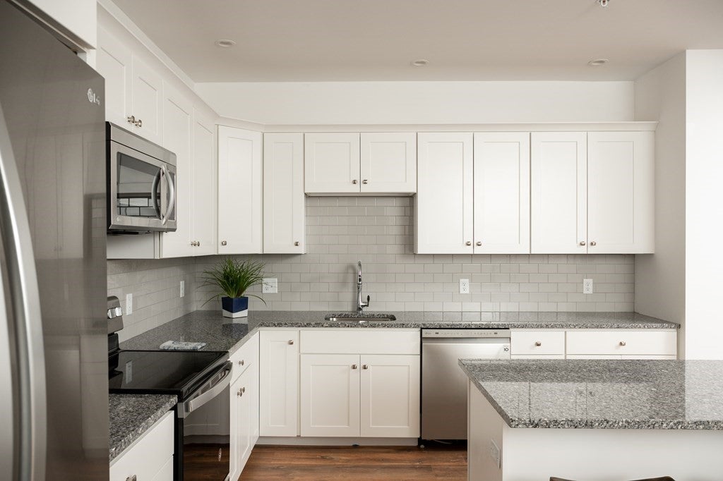 390 Chief Justice Cushing Hwy #209, Cohasset, MA, 390 Chief Justice Cushing Hwy #209, Cohasset, MA Photo #4