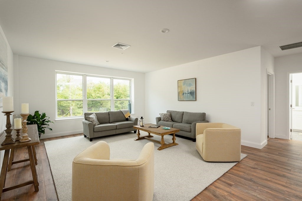 390 Chief Justice Cushing Hwy #209, Cohasset, MA, 390 Chief Justice Cushing Hwy #209, Cohasset, MA Photo #10