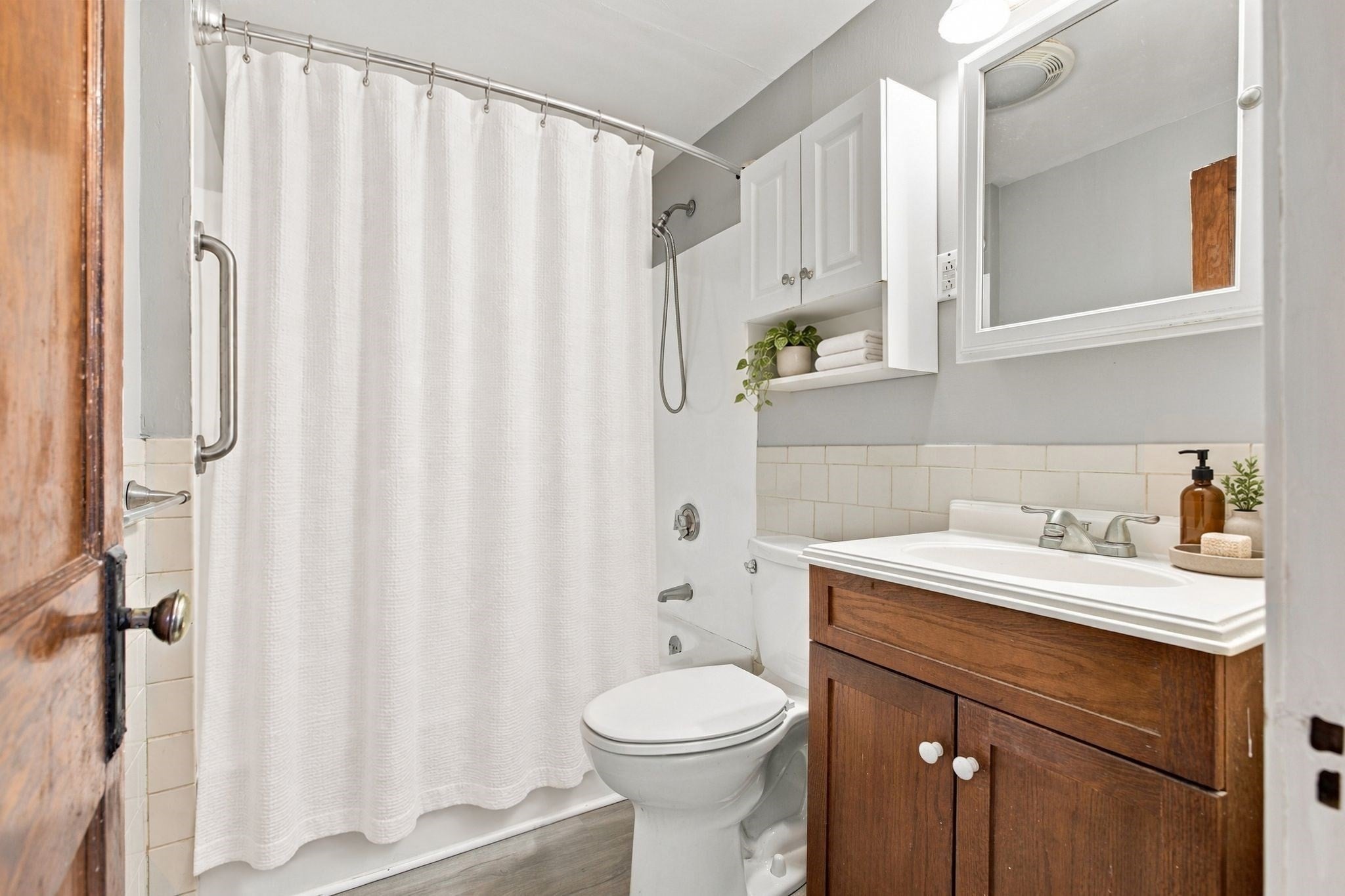 215 Clifford St, New Bedford, MA, 215 Clifford St, New Bedford, MA Photo #6