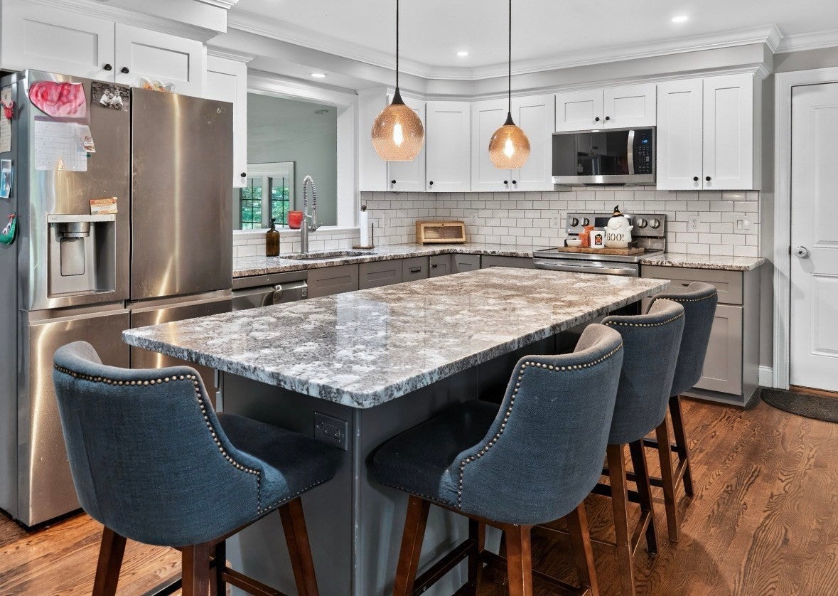 100 Sprague St, Northbridge, MA, 100 Sprague St, Northbridge, MA Photo #8