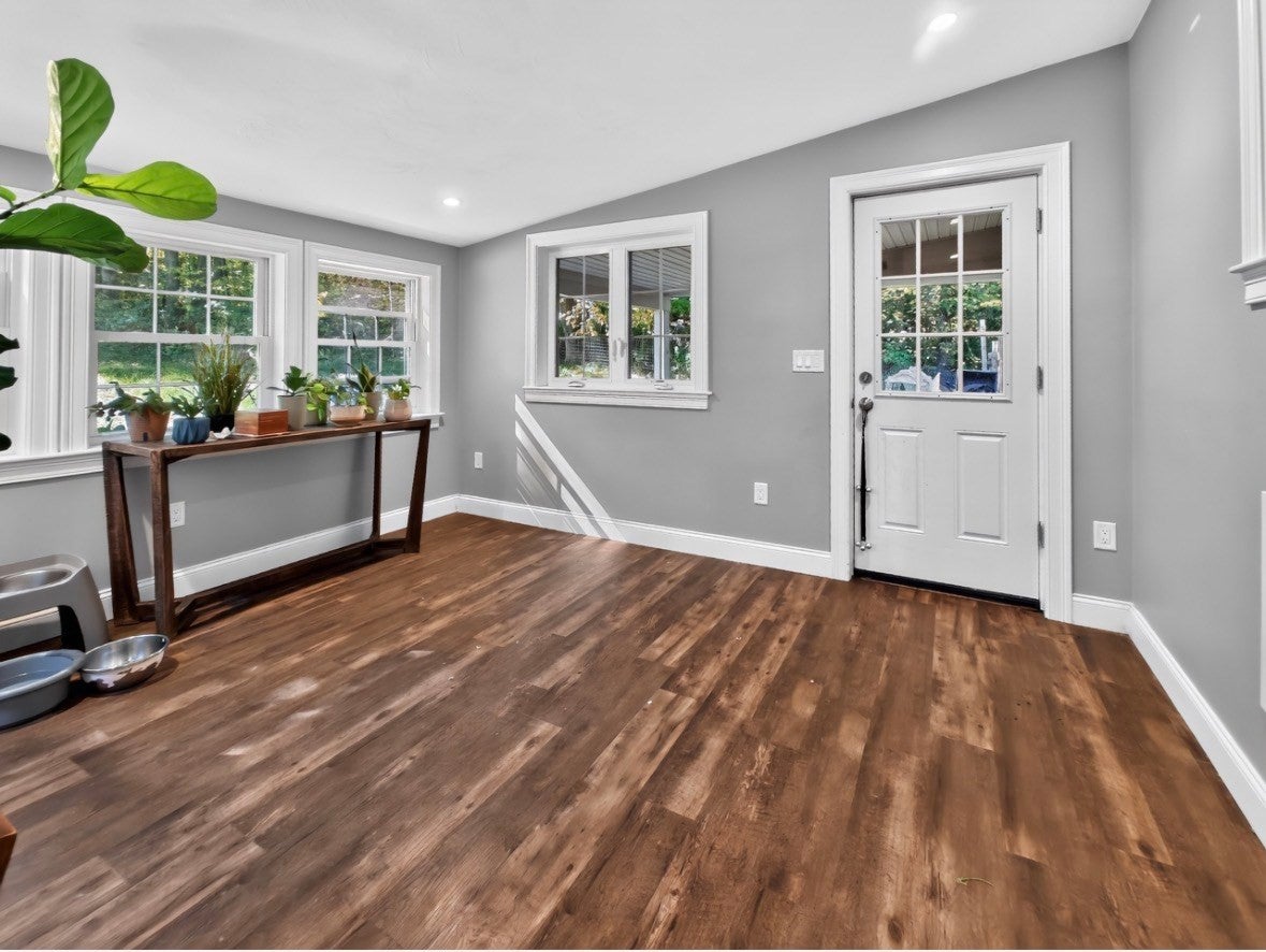 100 Sprague St, Northbridge, MA, 100 Sprague St, Northbridge, MA Photo #12