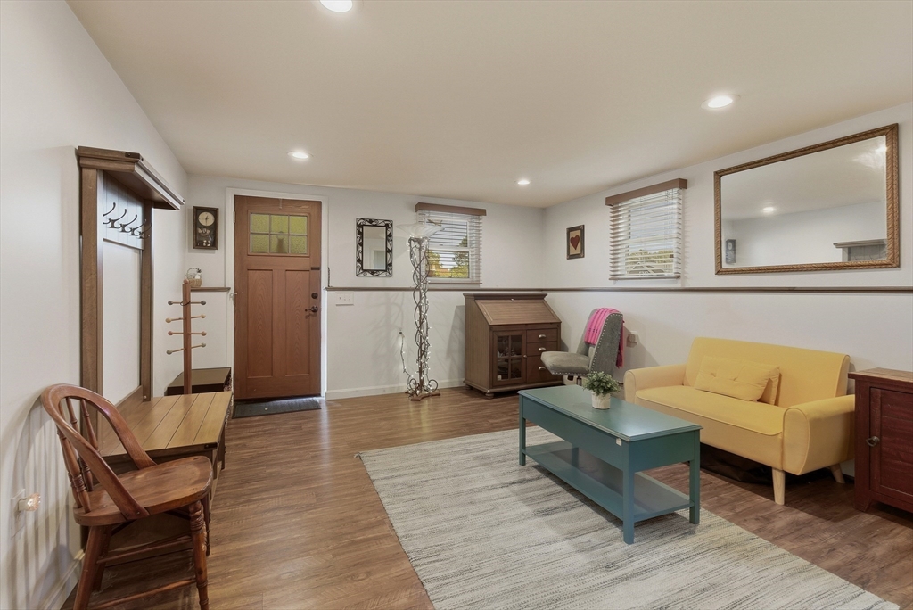 32 Oak St