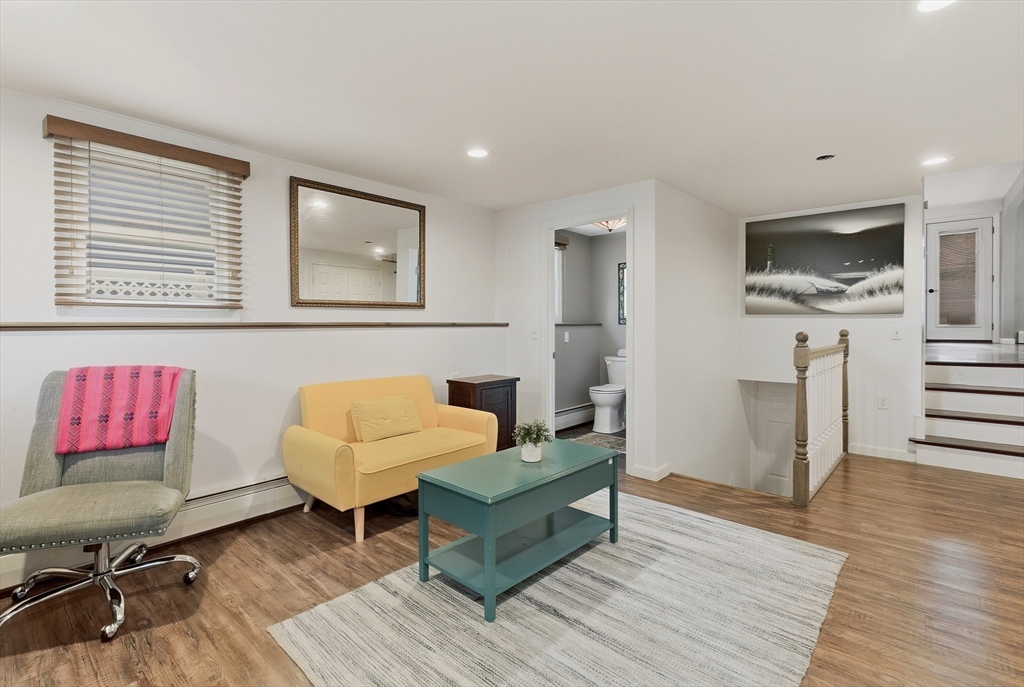 32 Oak St