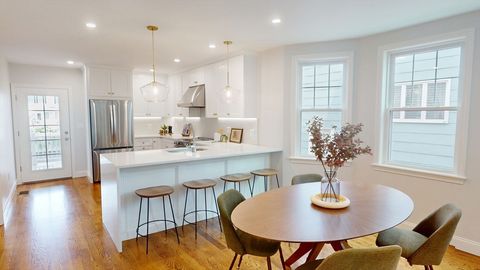 10 Lewis St PH Medford MA 02155