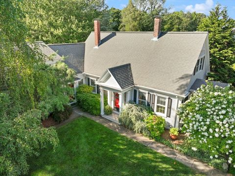 277 School St Whitman MA 02382