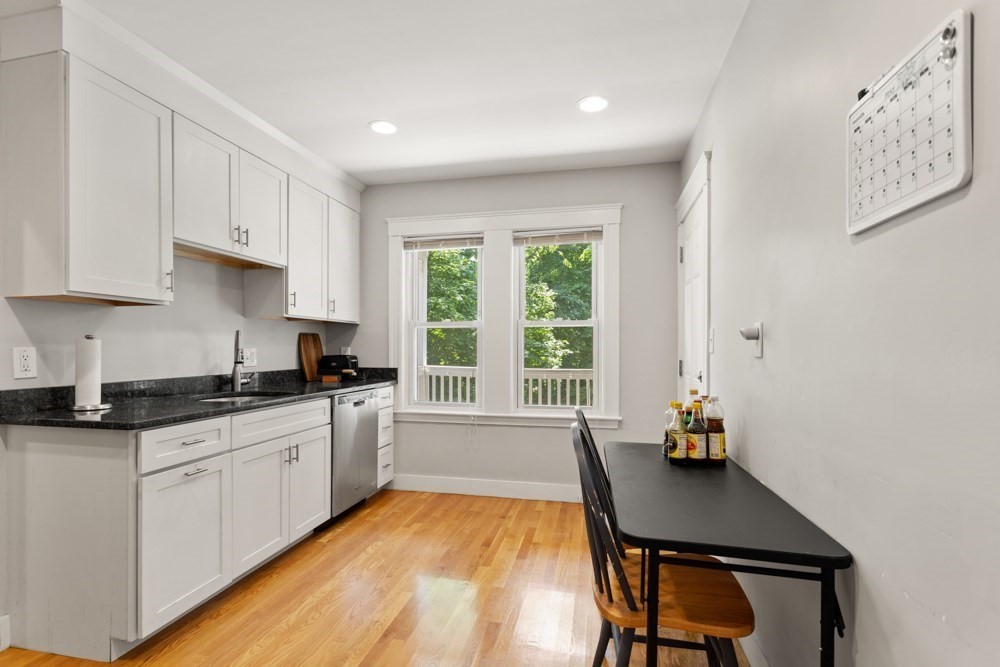 9 Bailey St #2, Boston, MA Photo #3