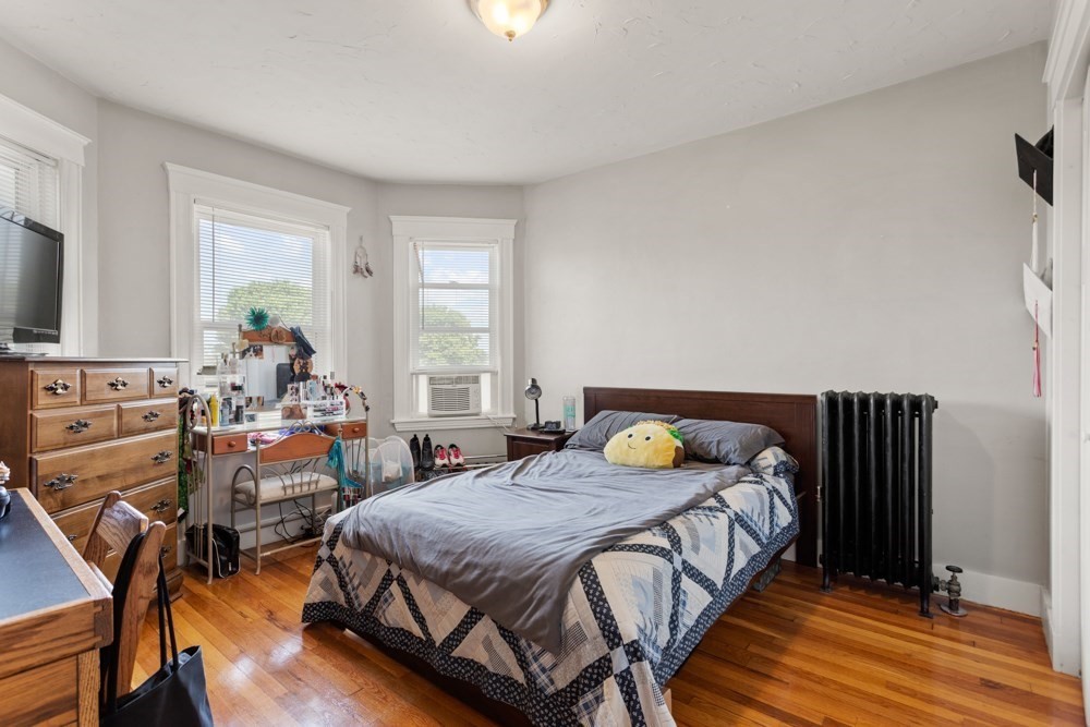 9 Bailey St #2, Boston, MA Photo #17