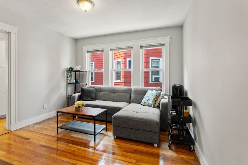 9 Bailey St #2, Boston, MA Photo #10