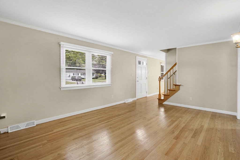 213 Clover Rd