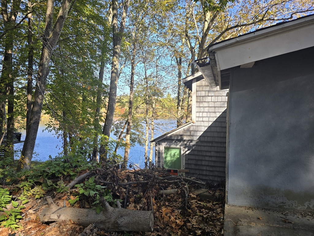 56 Lake Sargent Dr