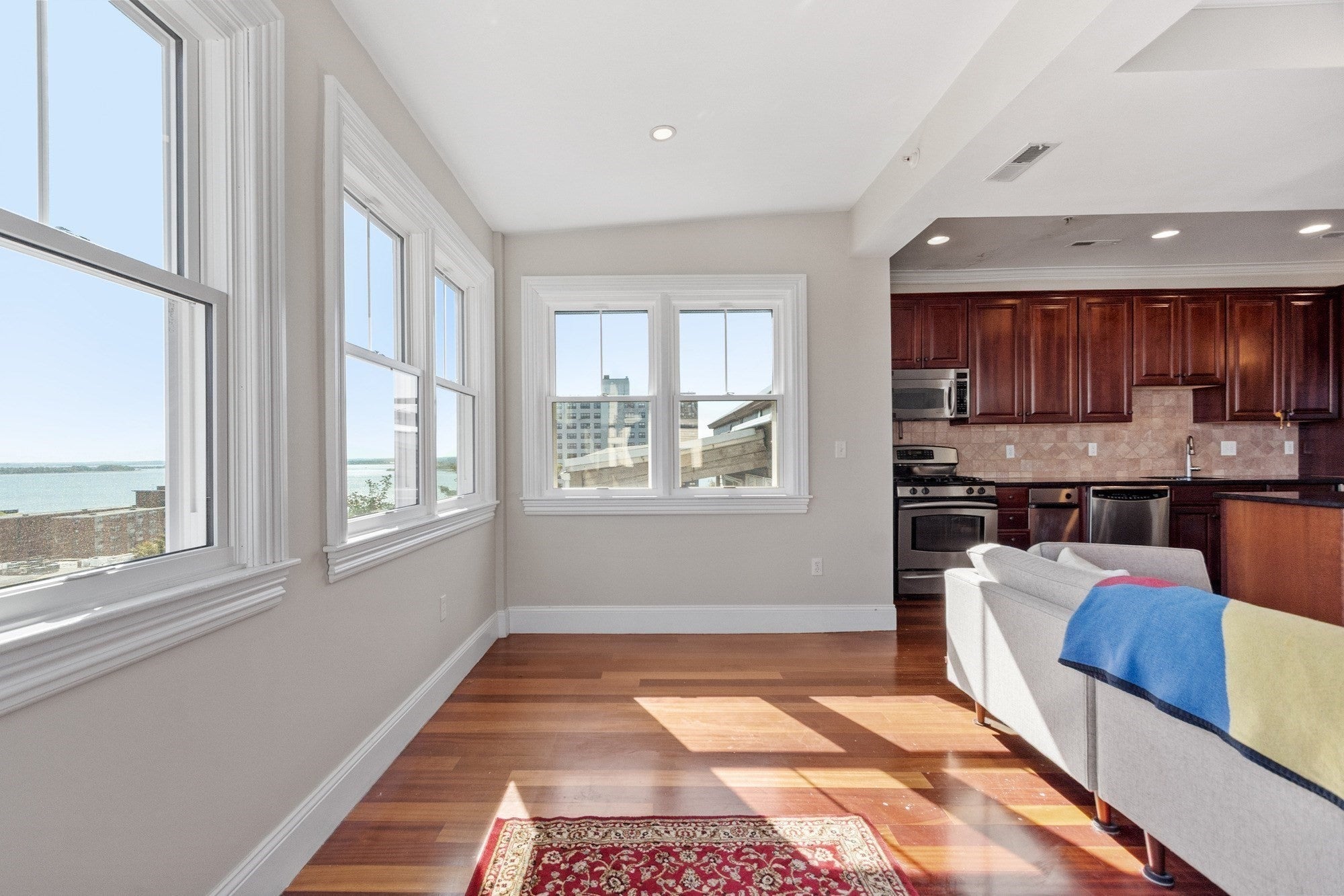 98 G St #4, Boston, MA, 98 G St #4, Boston, MA Photo #10