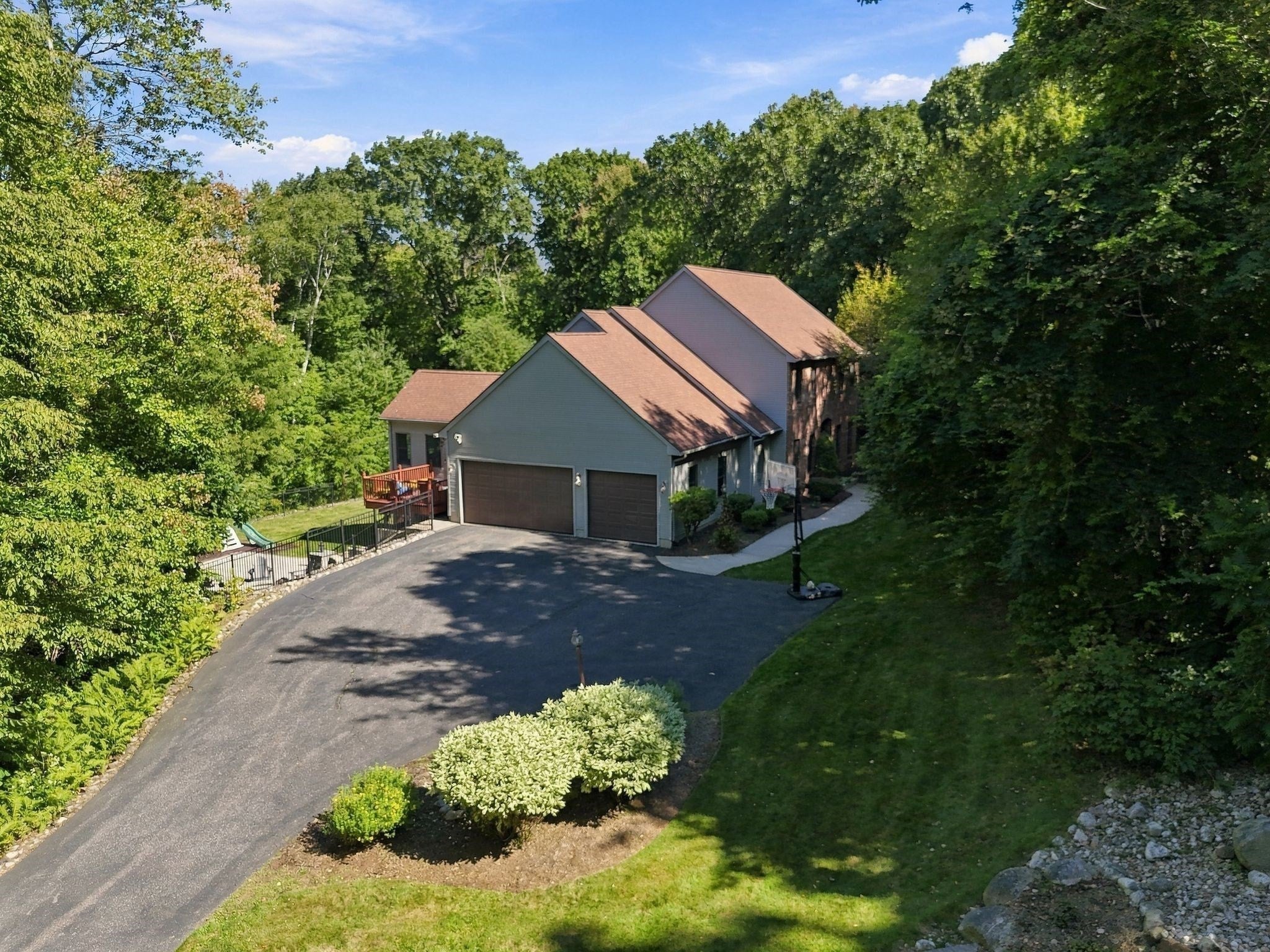 2 Highview Circle, Wilbraham, MA, 2 Highview Circle, Wilbraham, MA Photo #5