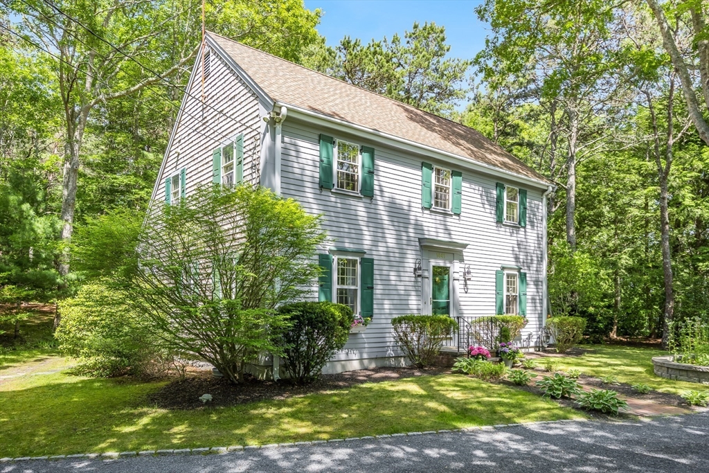 1441 Old Post Road