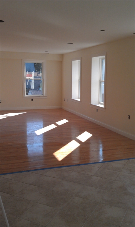 6 Hill Court C