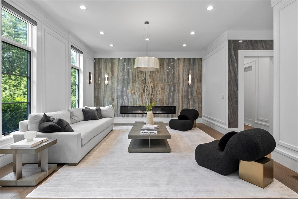 138 Woodland Road