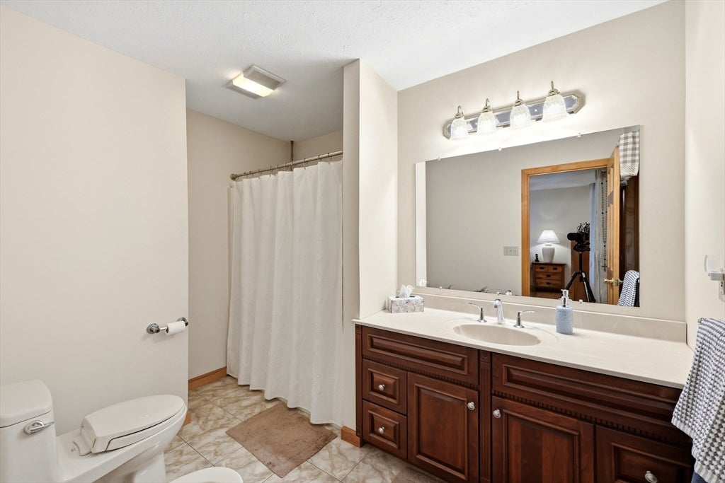 142 Oak Knoll Cir, Ludlow, MA, 142 Oak Knoll Cir, Ludlow, MA Photo #24