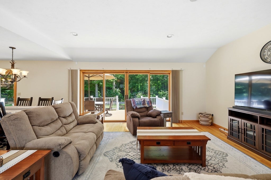 142 Oak Knoll Cir, Ludlow, MA, 142 Oak Knoll Cir, Ludlow, MA Photo #7