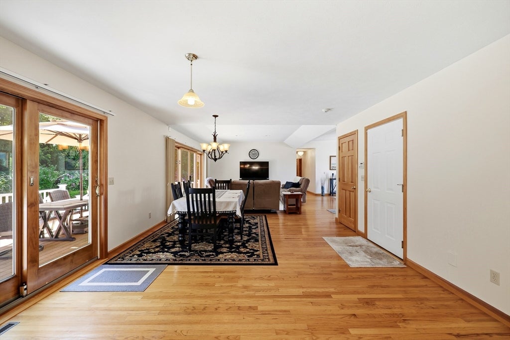 142 Oak Knoll Cir, Ludlow, MA, 142 Oak Knoll Cir, Ludlow, MA Photo #12