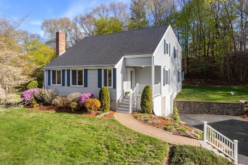 29 Carriage House Path