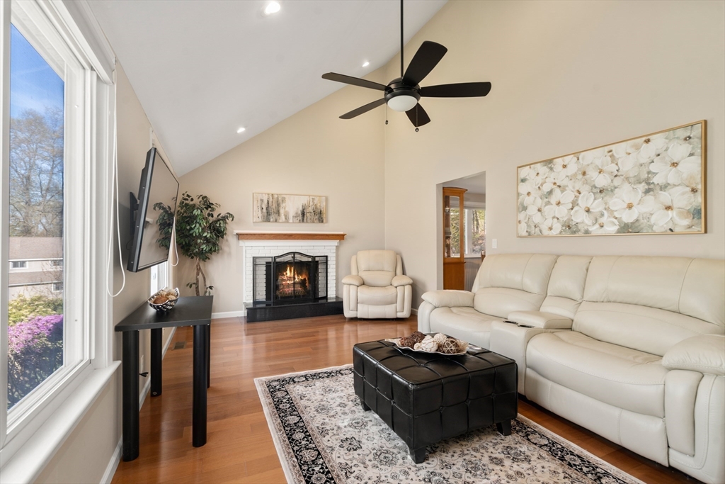 29 Carriage House Path